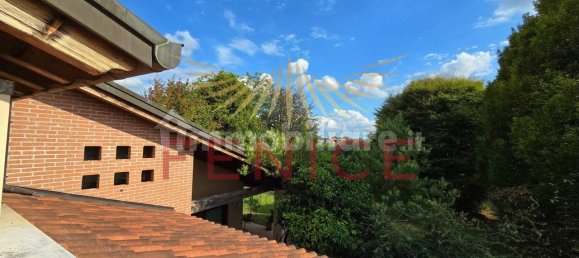 4 bedrooms Villa in Montebelluna, Italy No. 363092 7