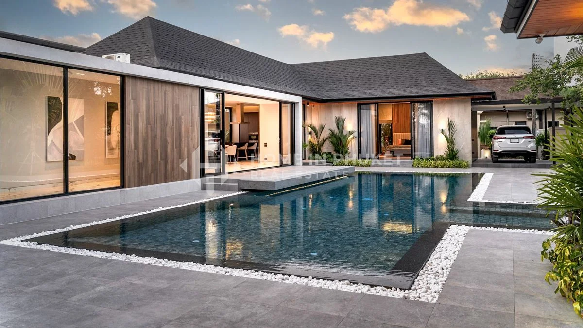 4 bedrooms House for sale in Phuket, Southern Thailand, Thailand № 60322