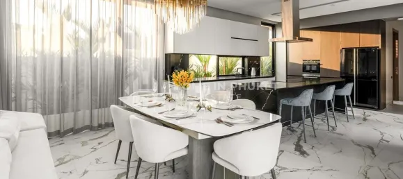 4 bedrooms House for sale in Phuket, Southern Thailand, Thailand № 60322 21