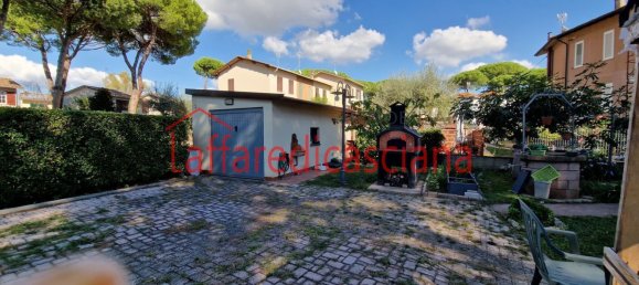 6-Zimmer Doppelhaus in Pisa, Italy, Nr. 135876 3