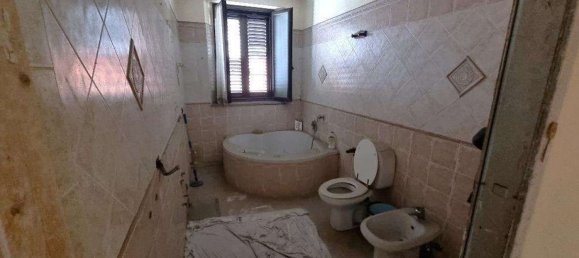 2غرفة شقة في Busto Arsizio, Italy رقم 13045 8