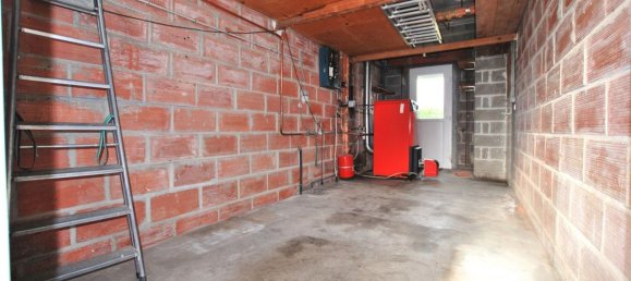 Casa de 3 dormitorios en La Bussiere, France No. 77080 20