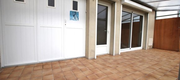 Casa de 3 dormitorios en La Bussiere, France No. 77080 5