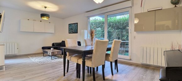 2 bedrooms Apartment in Saint-Denis, France No. 170847 2