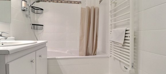 2 bedrooms Apartment in Saint-Denis, France No. 170847 6