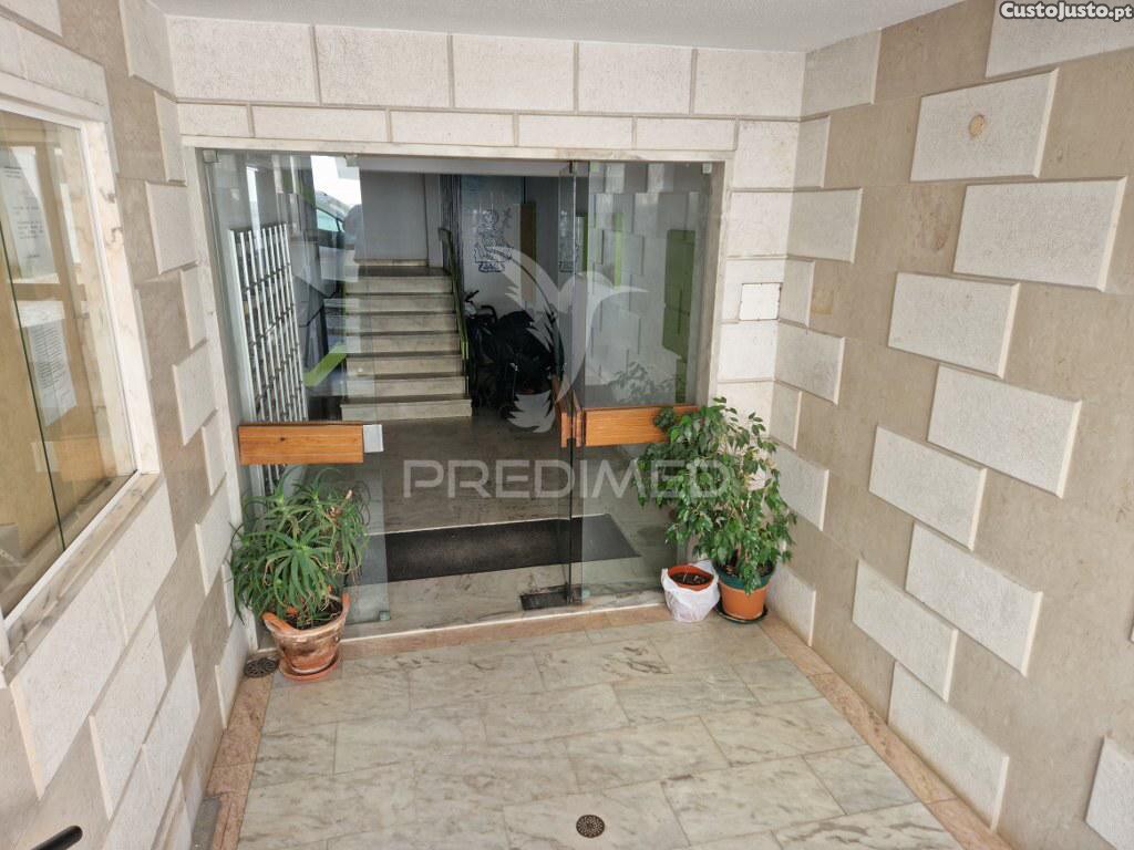 3 bedrooms Duplex in Costa da Caparica, Portugal No. 29501