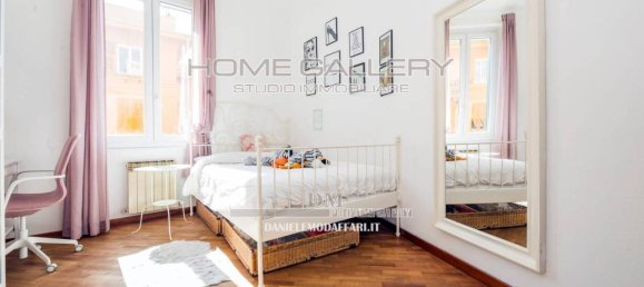 4غرفة شقة في Genoa, Italy رقم 35262 4