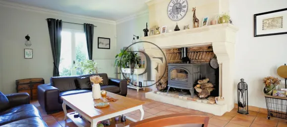 5 bedrooms House in Seine-et-Marne, France No. 318970 3