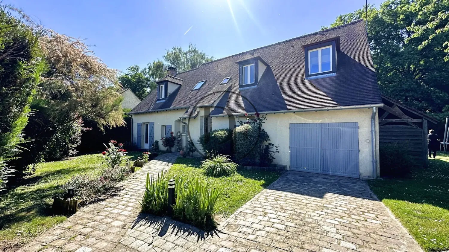 5 bedrooms House in Seine-et-Marne, France No. 318970