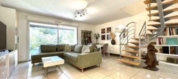 Dúplex de 3 dormitorios en Saint-Raphael, France No. 292936 2