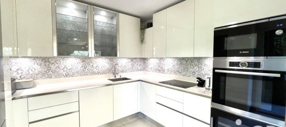 Dúplex de 3 dormitorios en Saint-Raphael, France No. 292936 6