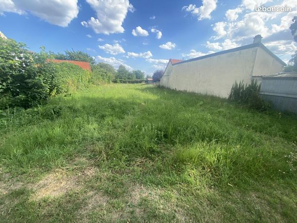 Grundstück in Moreuil, France, Nr. 301920