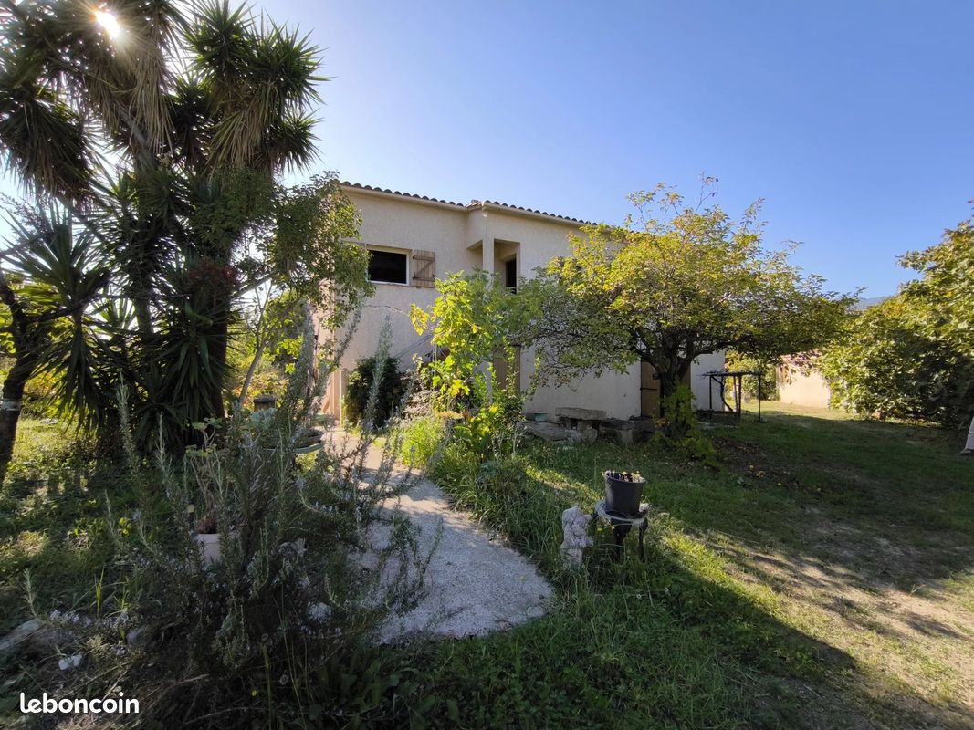 10-Zimmer Haus in Peri, France, Nr. 212765