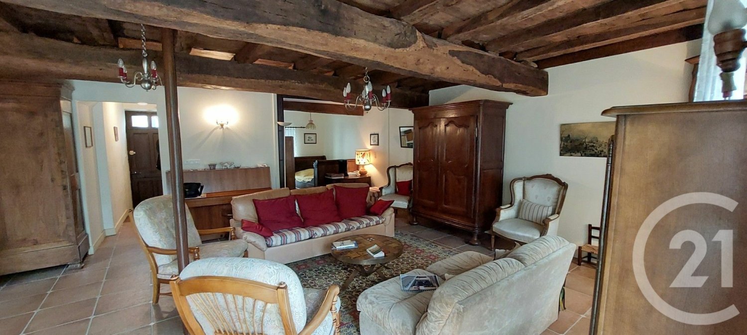 Casa T5 em Issoudun, France N.º 97890