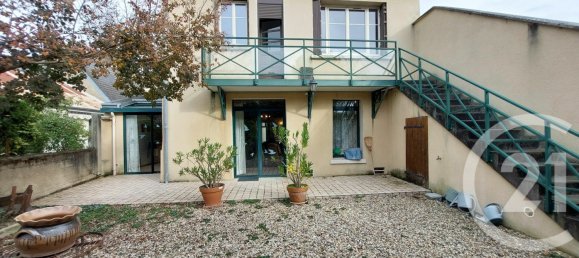 Casa T5 em Issoudun, France N.º 97890 5