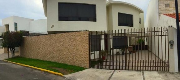4 bedrooms House in Puebla, Mexico No. 163602 2
