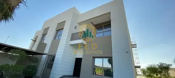 5 bedrooms Villa in Sharjah, UAE No. 8198 21