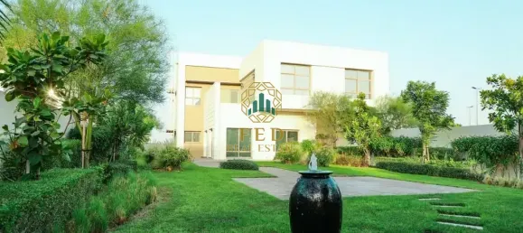 5 bedrooms Villa in Sharjah, UAE No. 8198 5