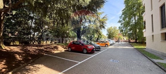 Apartamento de 2 dormitorios en Usmate Velate, Italy No. 325985 18