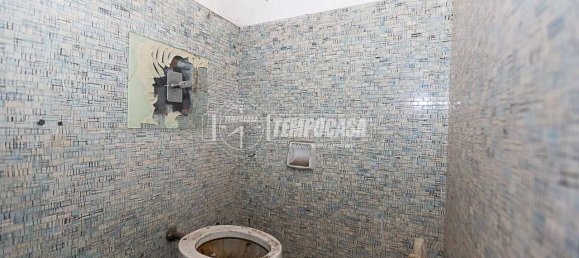 Офис с 4 комнатами в Брешиа, Италия № 323287 5