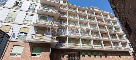 Офис с 4 комнатами в Брешиа, Италия № 323287 13