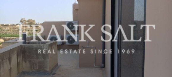 Мезонет с 2 спальнями в Саннат, Мальта № 5673 2