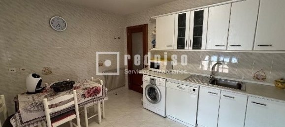 4 bedrooms House in Guadalajara, Spain No. 160473 12