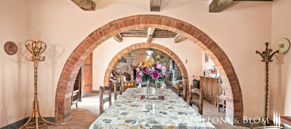 4 bedrooms House in Foiano della Chiana, Italy No. 53538 7