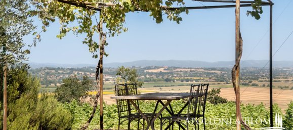 4 bedrooms House in Foiano della Chiana, Italy No. 53538 3