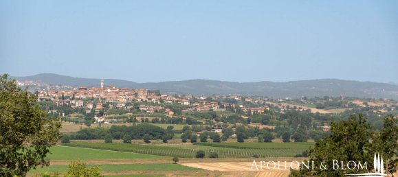 4 bedrooms House in Foiano della Chiana, Italy No. 53538 47