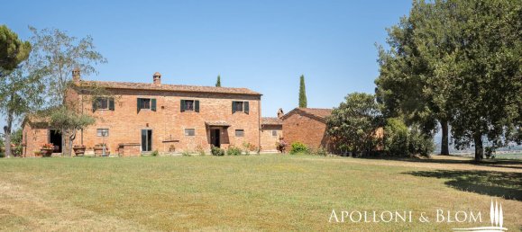 4 bedrooms House in Foiano della Chiana, Italy No. 53538 16