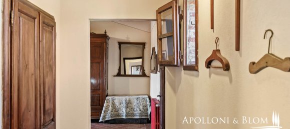 4 bedrooms House in Foiano della Chiana, Italy No. 53538 29