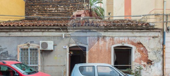 Casa de 4 dormitorios en Catania, Italy No. 237546 47