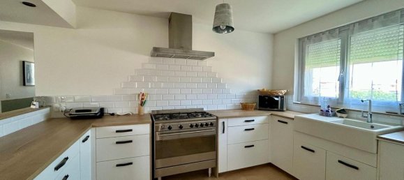 4 bedrooms House in Claira, France No. 324239 3