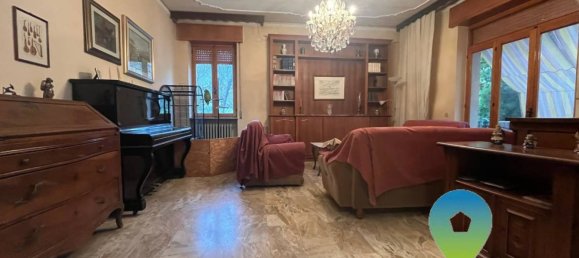 Villa de 5 dormitorios en Gropparello, Italy No. 113772 7