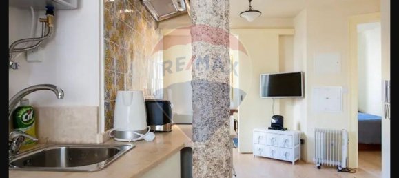 300m² Building in Lisbon, Portugal No. 94934 4