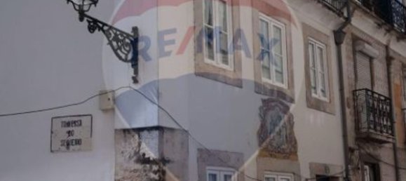 300m² Building in Lisbon, Portugal No. 94934 3