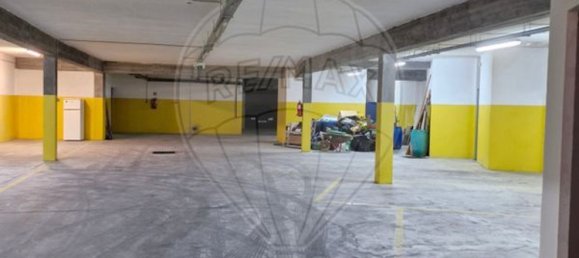 19m² Garage in Rio Tinto, Portugal No. 48193 4