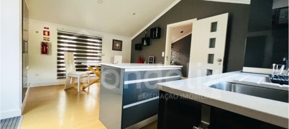 3 bedrooms House in Calheta, Portugal No. 146075 7