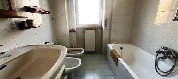 Apartamento de 2 dormitorios en Foggia, Italy No. 320438 10