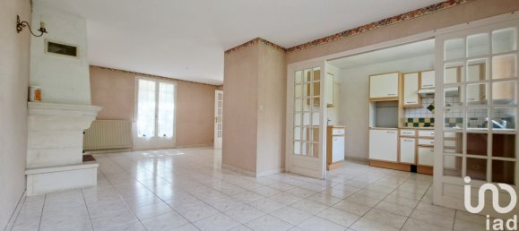 5 bedrooms House in Villemandeur, France No. 349006 11