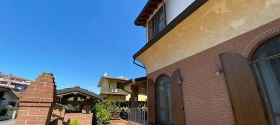 5-salle Villa à Tavazzano con Villavesco, Italy No. 13206 13