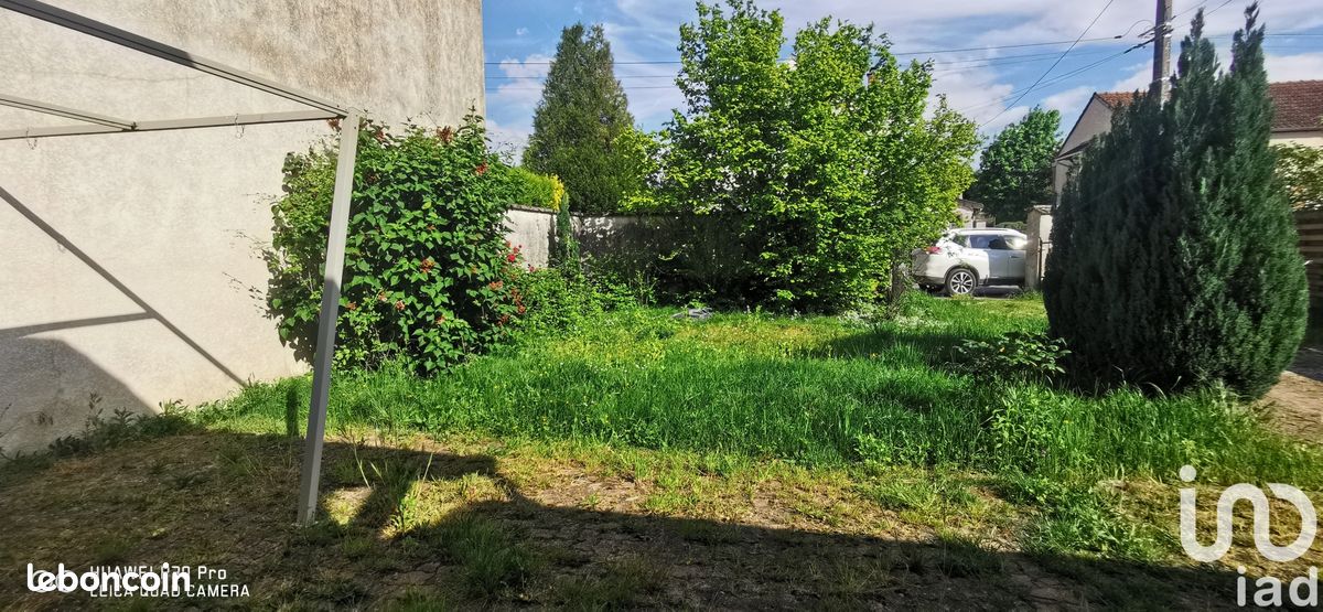 Moradia em banda T2 em Fere-Champenoise, France N.º 58607