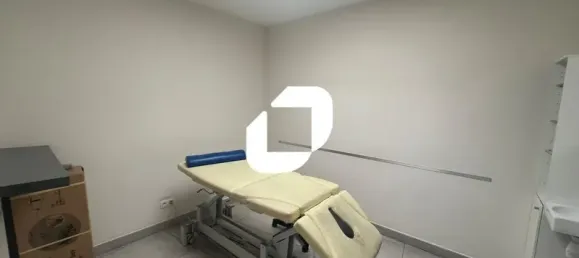 220m² Office in Raches, France No. 302411 6