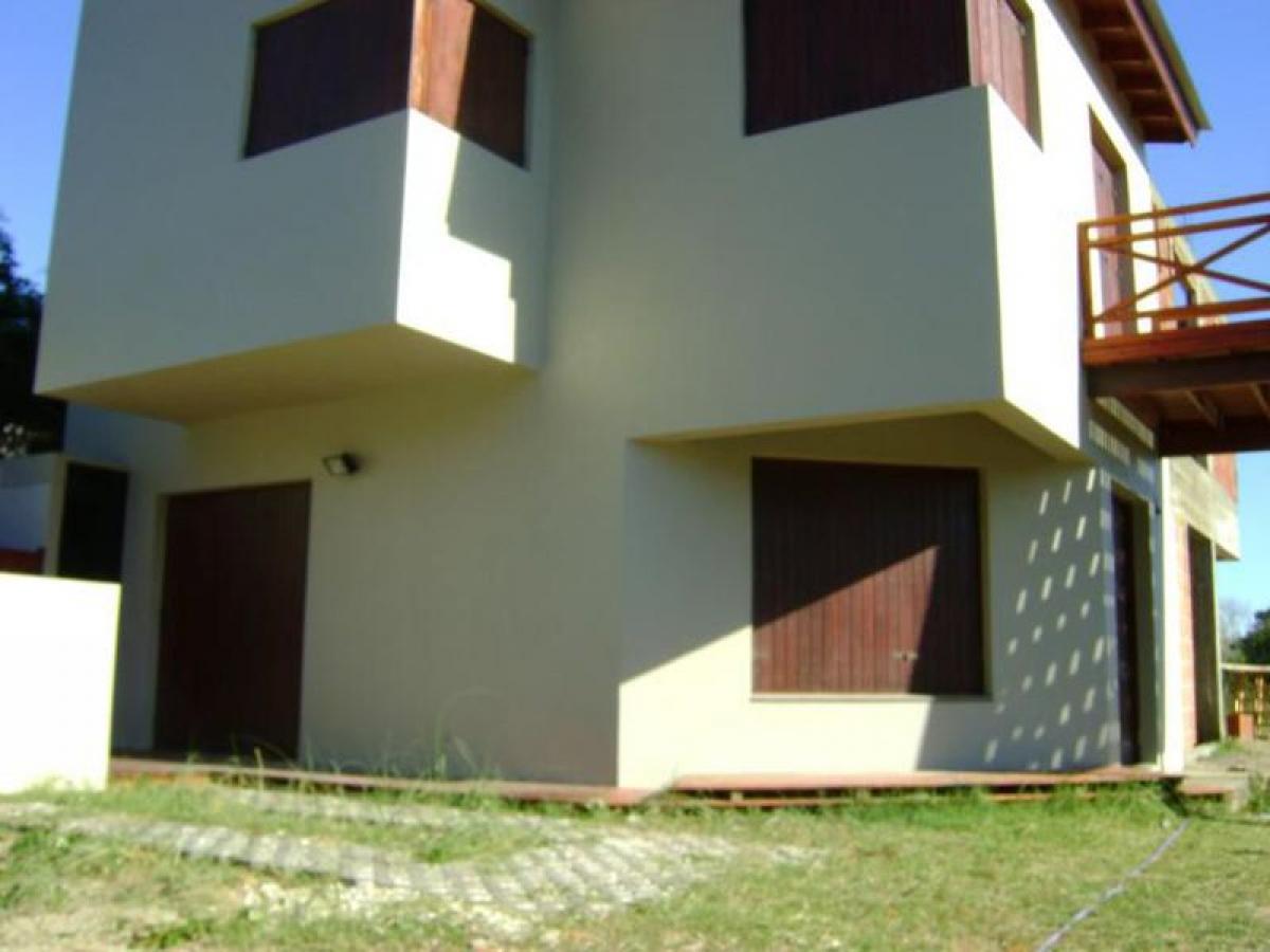 Casa de 2 dormitorios en Mar del Plata, Argentina No. 89666