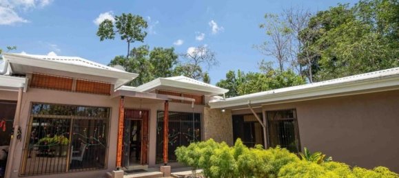 4 bedrooms House in Savegre, Costa Rica No. 2001 2