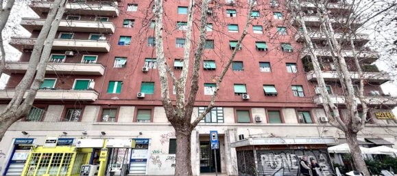 4 rooms Apartment in Rome, Italy No. 34134 72