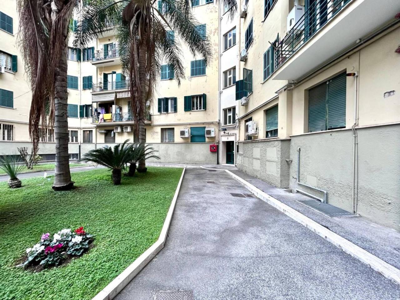 4 rooms Apartment in Rome, Italy No. 34134