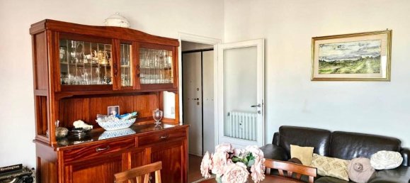 4 rooms Apartment in Rome, Italy No. 34134 8
