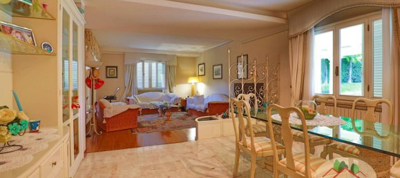 5 bedrooms Villa in Montopoli in Val d'Arno, Italy No. 307208 17